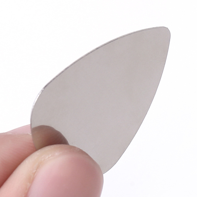 밝고 생생한 사운드를 위한 10개들이 스테인리스 스틸  - Electric Guitar Pick Pack 리뷰 및 가격